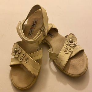Ciao Bambi Girl White Summer Sandals Leather Sz 33